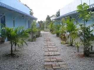 The Box Chalet Langkawi 2*,